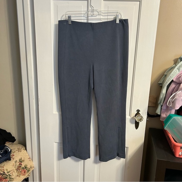 Lululemon Ribbed Softstreme Zip-Leg HR Cropped Pant Iron Blue Size 14 - Picture 1 of 6